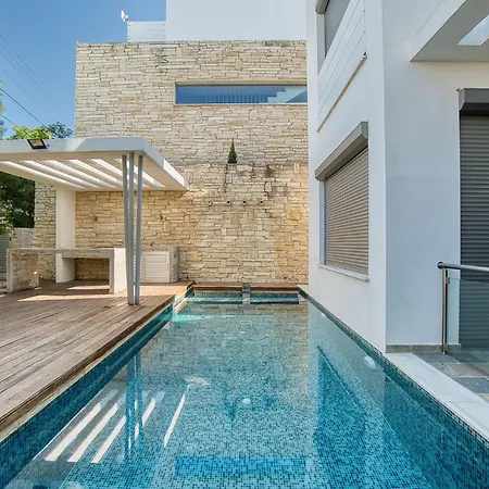 Downtown 2 Villa