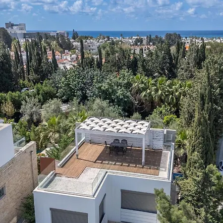 Downtown 2 Villa *