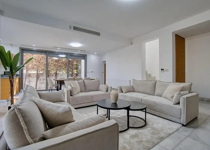 Downtown 2 Villa Paphos