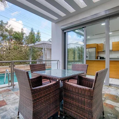 ヴィラ Downtown 2 パ フォス